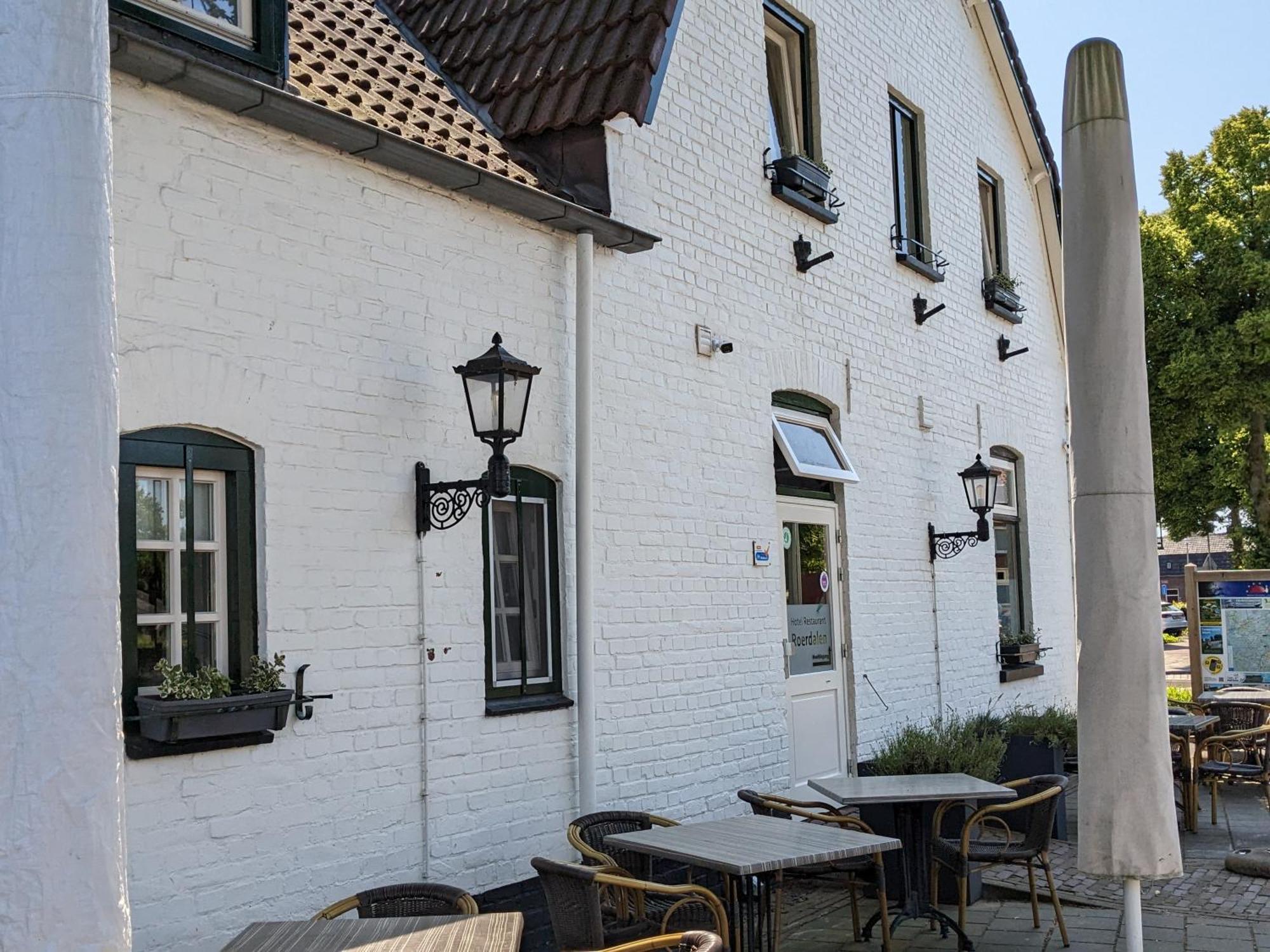 Hotel Restaurant Roerdalen Posterholt エクステリア 写真